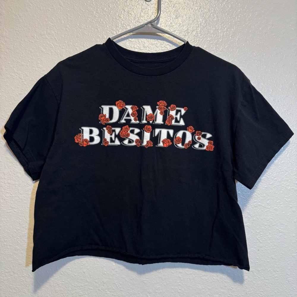 Tree Hugger Nation Crop Top Dame Besitos (Give Me Kisses) Size Medium Y2K